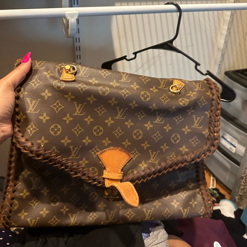 Repurposed authentic beautiful bag paid $1000. $800 obo